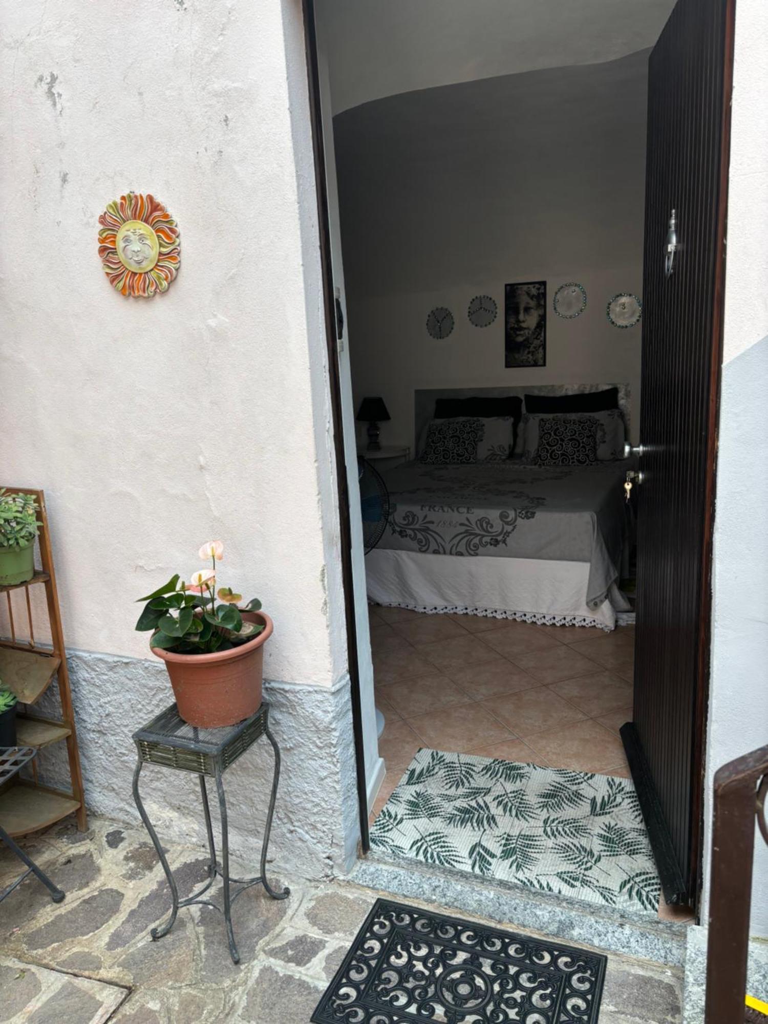 La Ca' Del Masenzi Massenzio'S House (Adults Only) Lecco Quarto foto
